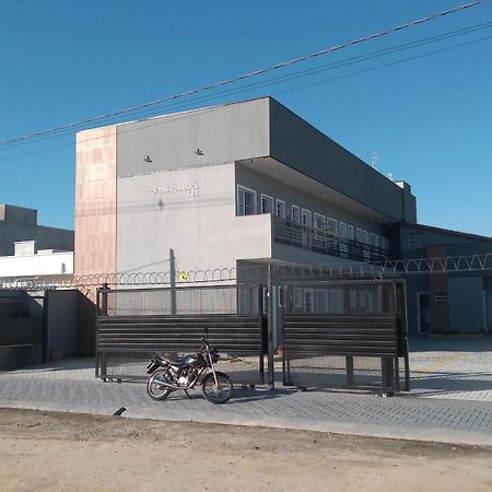 Loft05 Completo Ar Internet Garagem Prox Aparecida E Industrias Appartement Pindamonhangaba Buitenkant foto