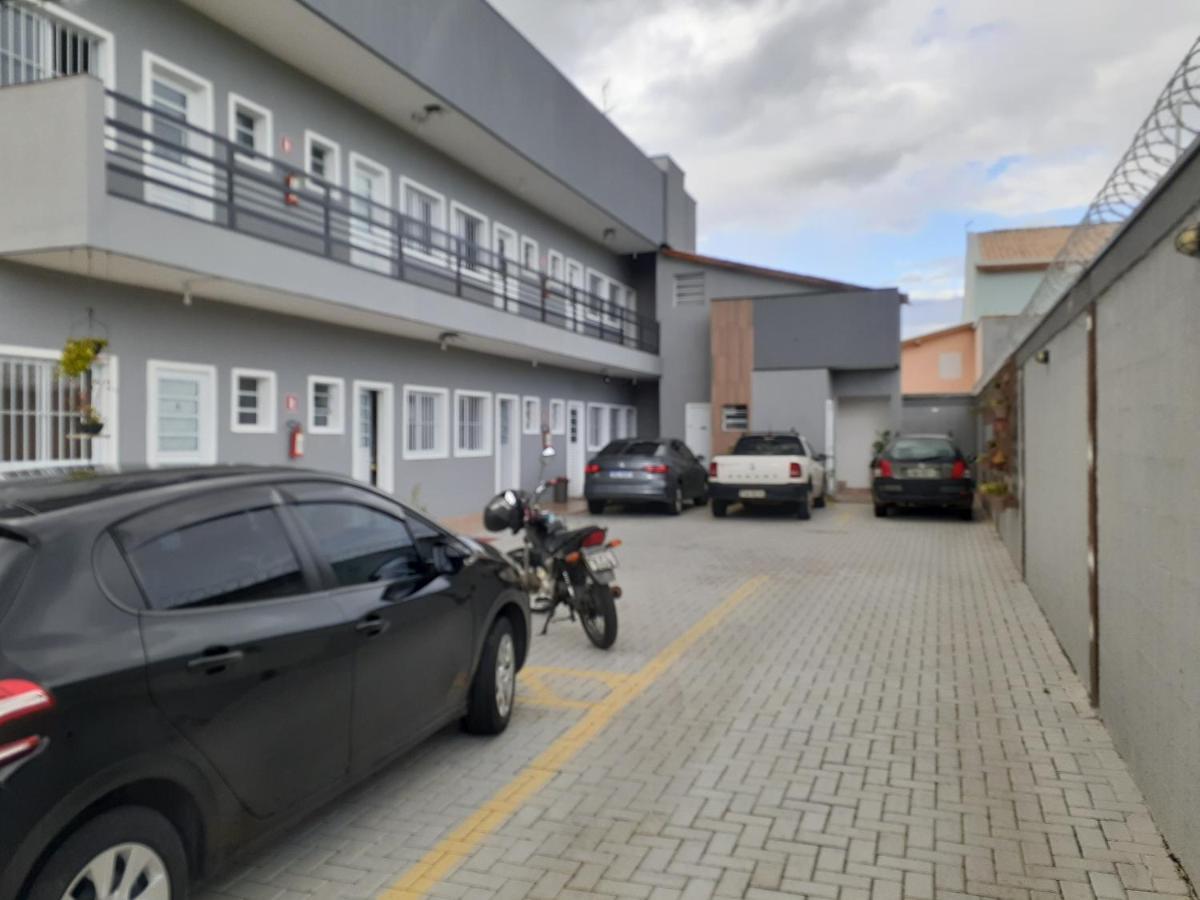 Loft05 Completo Ar Internet Garagem Prox Aparecida E Industrias Appartement Pindamonhangaba Buitenkant foto